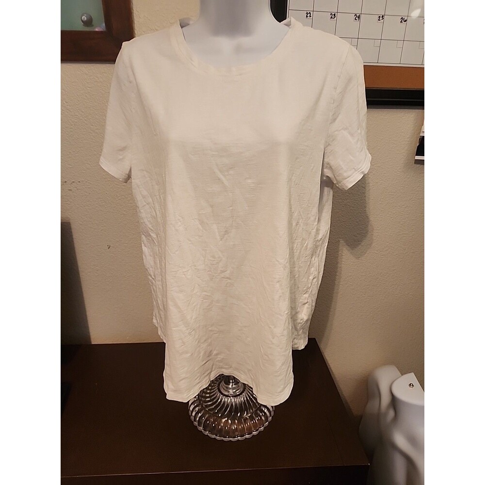 Old Navy White T-Shirt Size L Large Cotton Short Sleeve Crew Neck Essential Tee